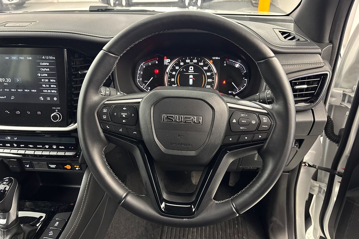 2025 Isuzu MU-X LS-T
