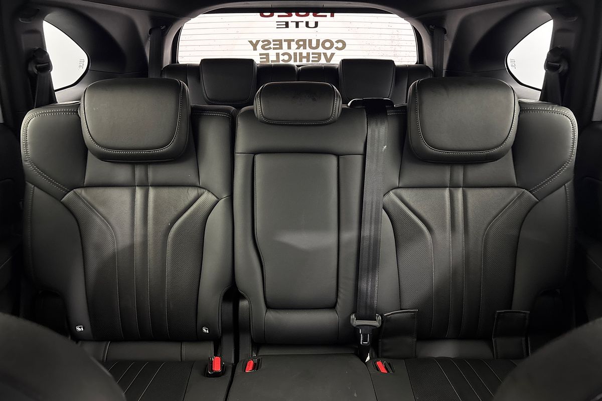 2025 Isuzu MU-X LS-T