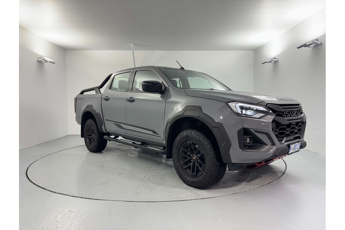 2025 Isuzu D-MAX BLADE 4X4