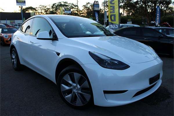 2023 Tesla Model Y REAR-WHEEL DRIVE MY23
