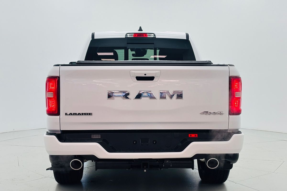 2025 Ram Trucks 1500 Laramie Sport (DT6P9821H.25/XB9)