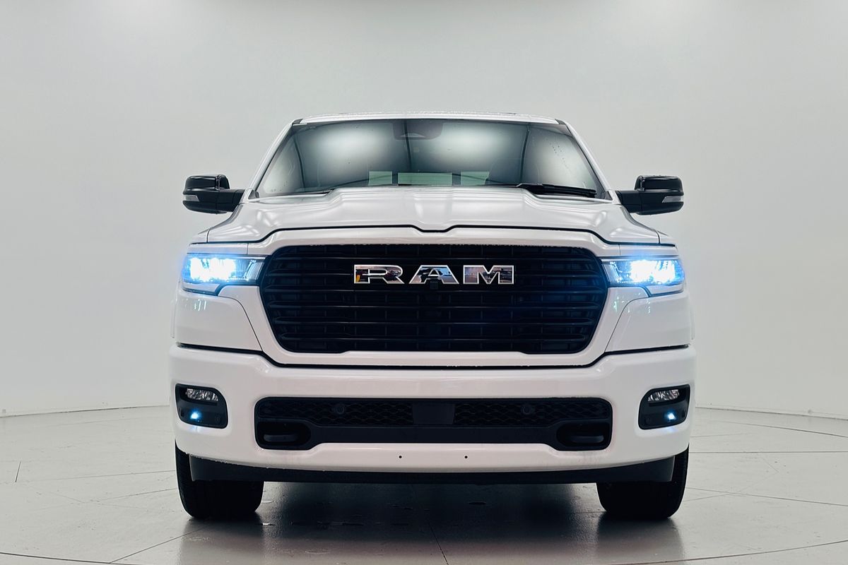 2025 Ram Trucks 1500 Laramie Sport (DT6P9821H.25/XB9)