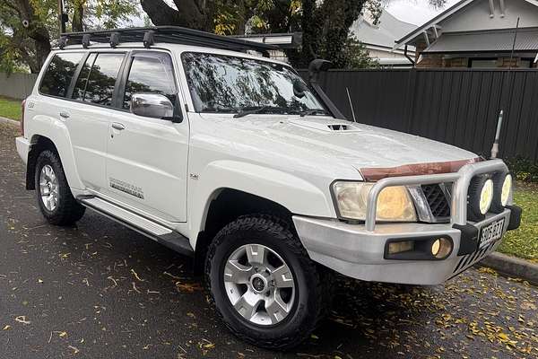 2011 Nissan Patrol ST GU 7