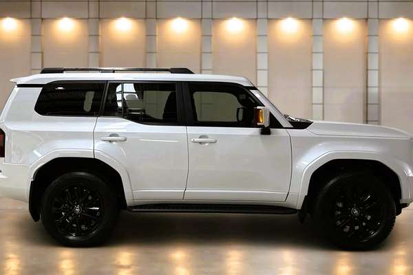 2025 Toyota Landcruiser Prado Kakadu GDJ251R