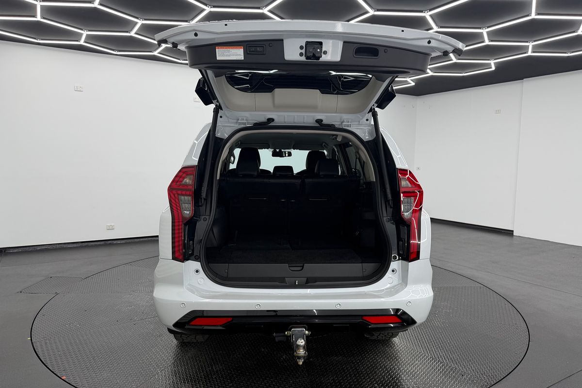 2022 Mitsubishi Pajero Sport GSR QF