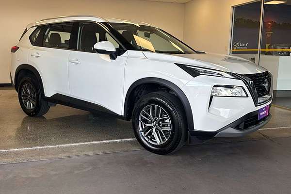 2025 Nissan X-TRAIL ST T33