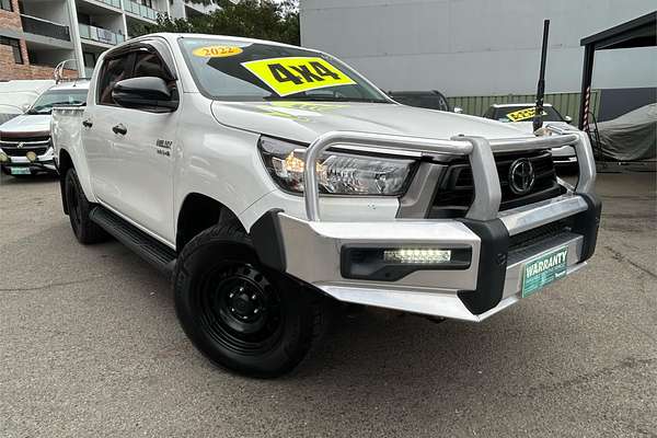 2022 Toyota Hilux SR (4x4) GUN126R 4X4