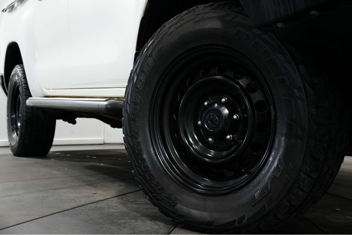 2021 Toyota Hilux SR GUN126R 4X4