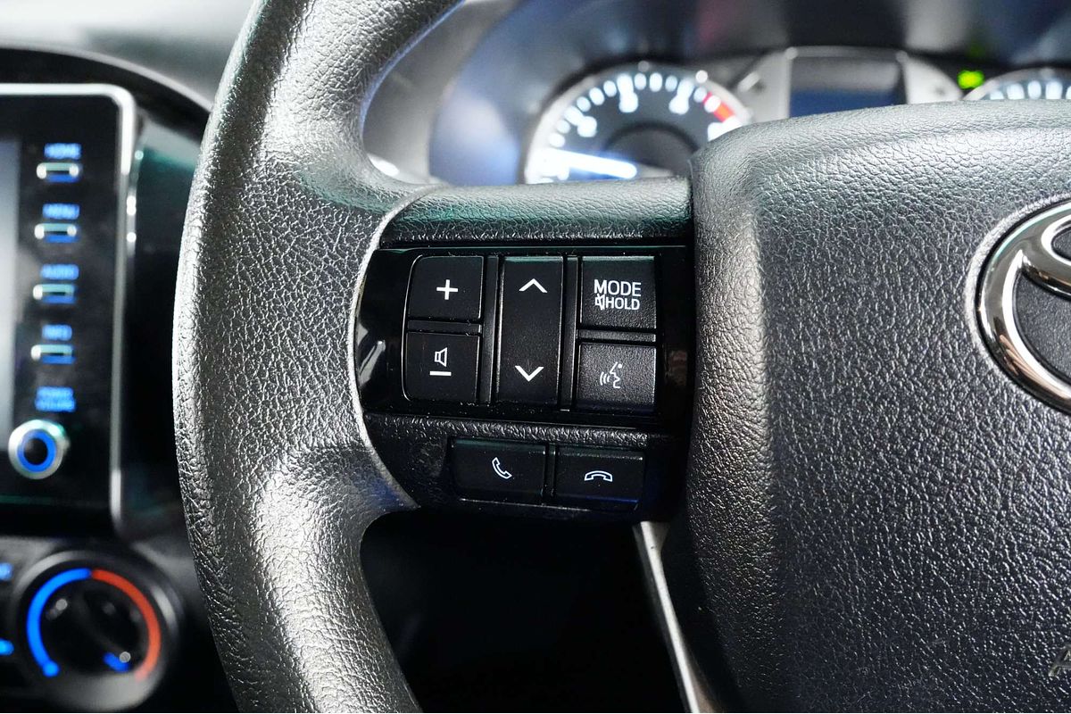 2021 Toyota Hilux SR GUN126R 4X4