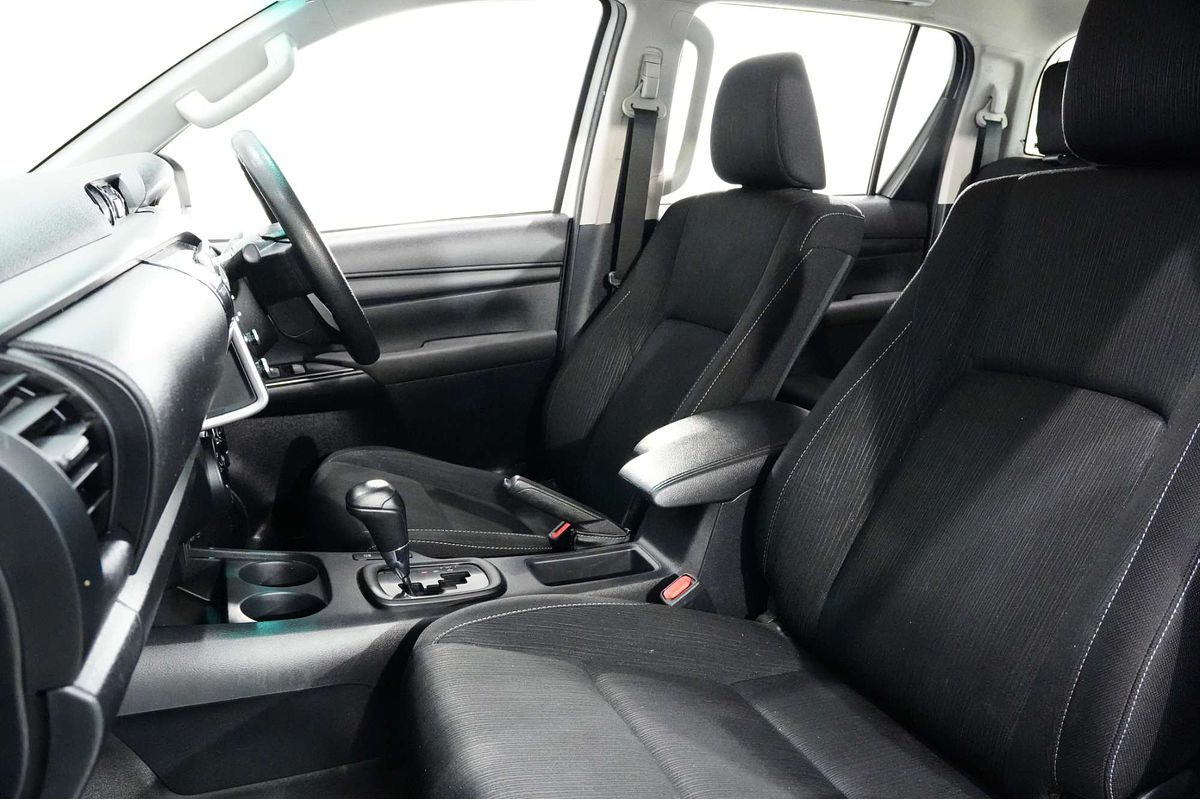 2021 Toyota Hilux SR GUN126R 4X4