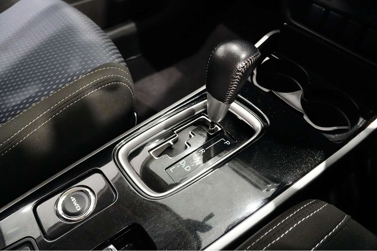 2017 Mitsubishi Outlander LS Safety Pack ZK