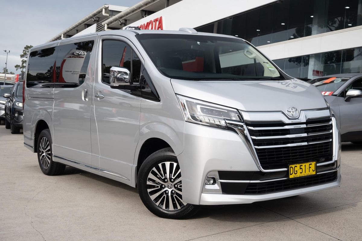 2023 Toyota Granvia GDH303R