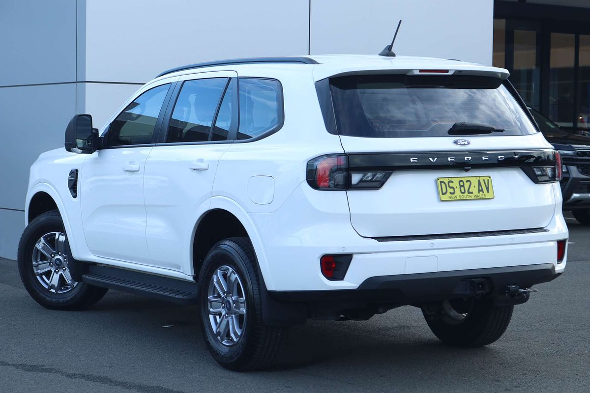2024 Ford Everest Ambiente 2.0L