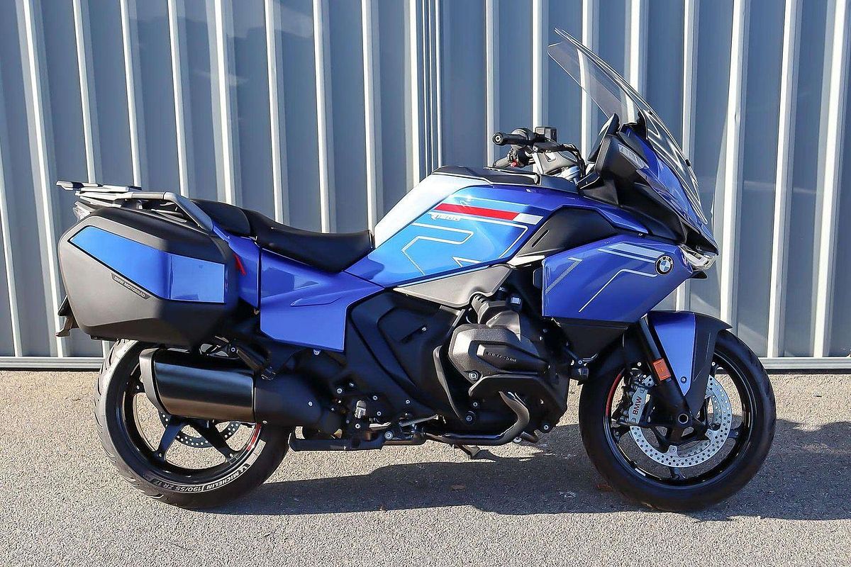 2025 BMW R 1300 RT Impulse R 1300