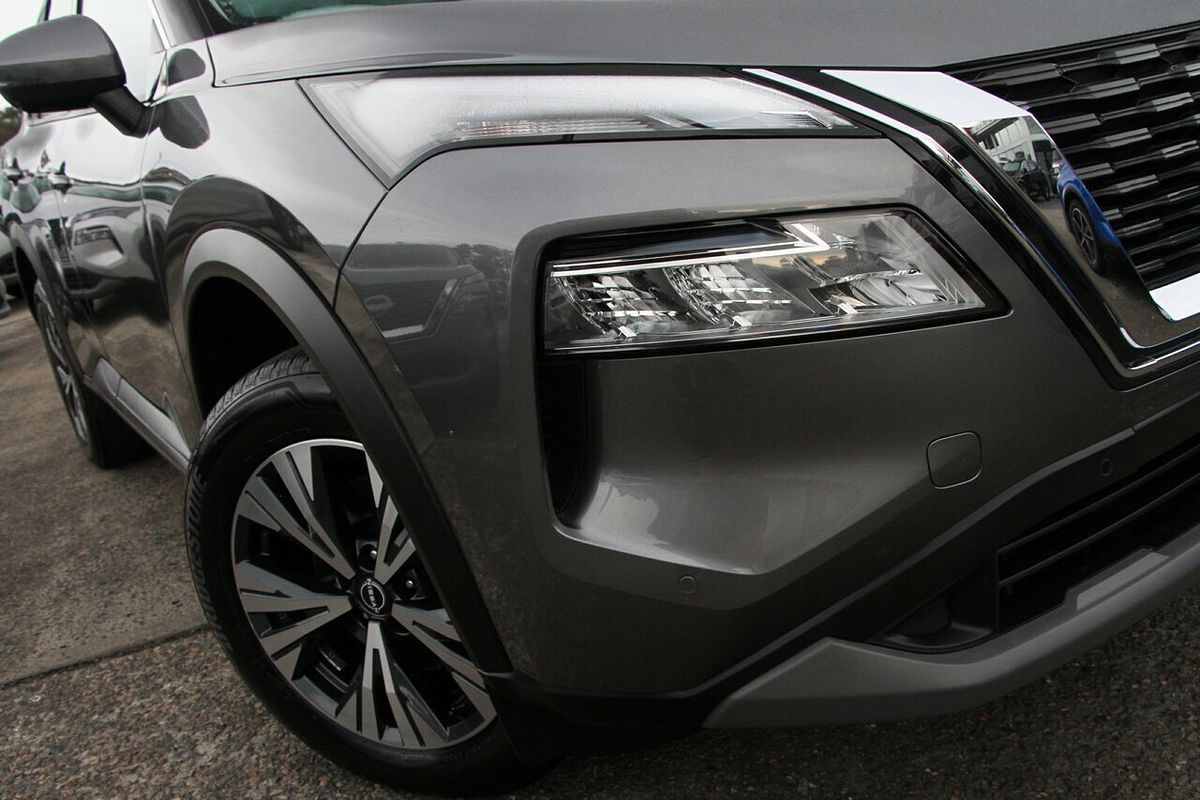 2025 Nissan X-TRAIL ST-L T33