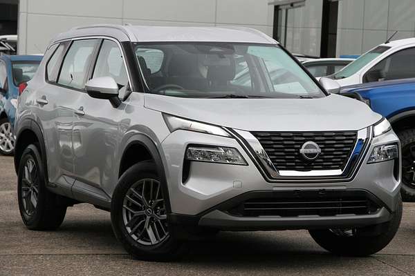 2025 Nissan X-TRAIL ST T33