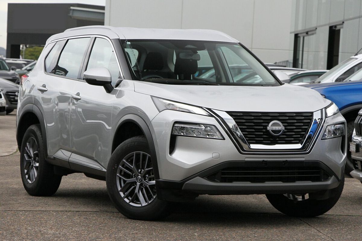 2025 Nissan X-TRAIL ST T33