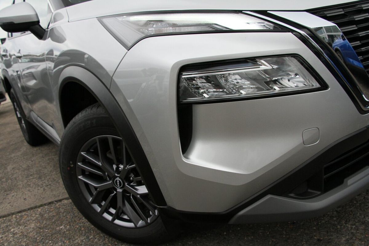 2025 Nissan X-TRAIL ST T33