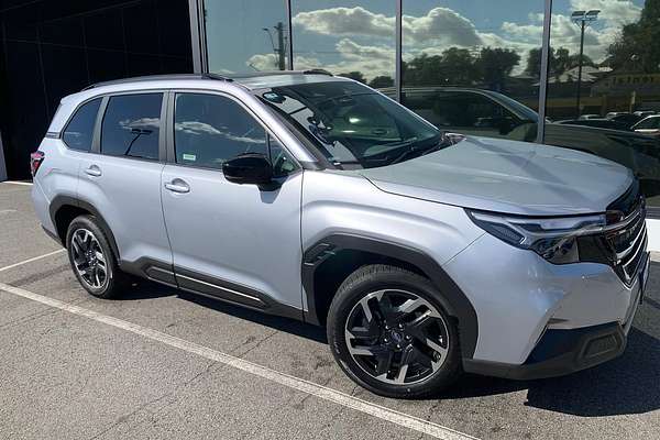2025 Subaru Forester Touring S6