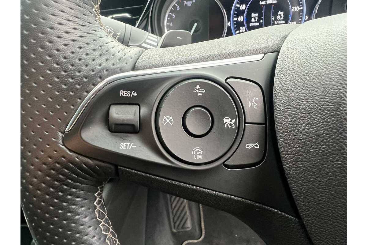 2019 Holden Commodore VXR ZB