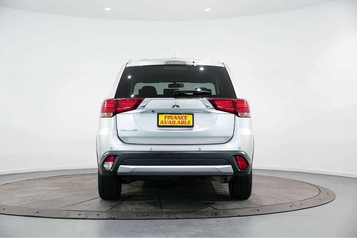 2017 Mitsubishi Outlander LS Safety Pack ZK