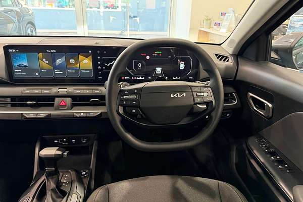 2025 Kia K4 S CL4m thumb-25