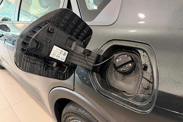 2025 Kia K4 S CL4m thumb-30