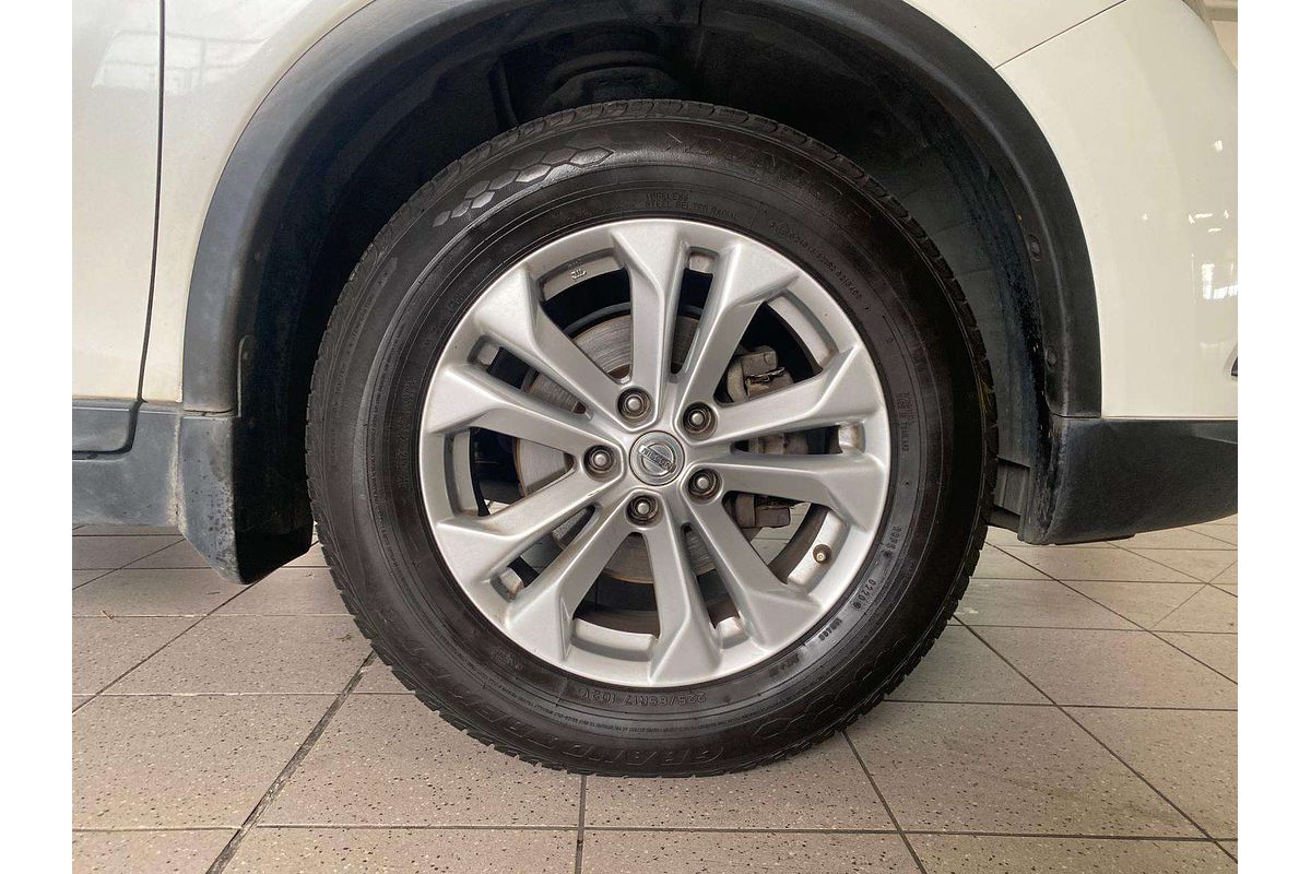 X-TRAIL T32 ST (4x4) 2.5L 4Cyl MULTI POINT F/INJ CONTINUOUS VARIABLE 4D WAGON X-TRAIL T32 ST (4x4) 2.5L 4Cyl MULTI POINT F/INJ CONTINUOUS VARIABLE 4D WAGON
