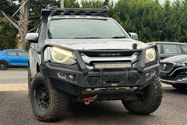 2019 Isuzu MU-X LS-T