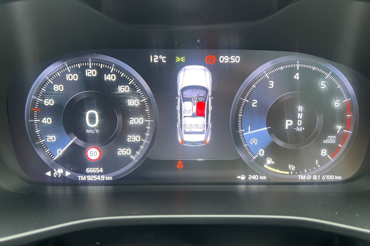 T4 MOMENTUM (FWD)