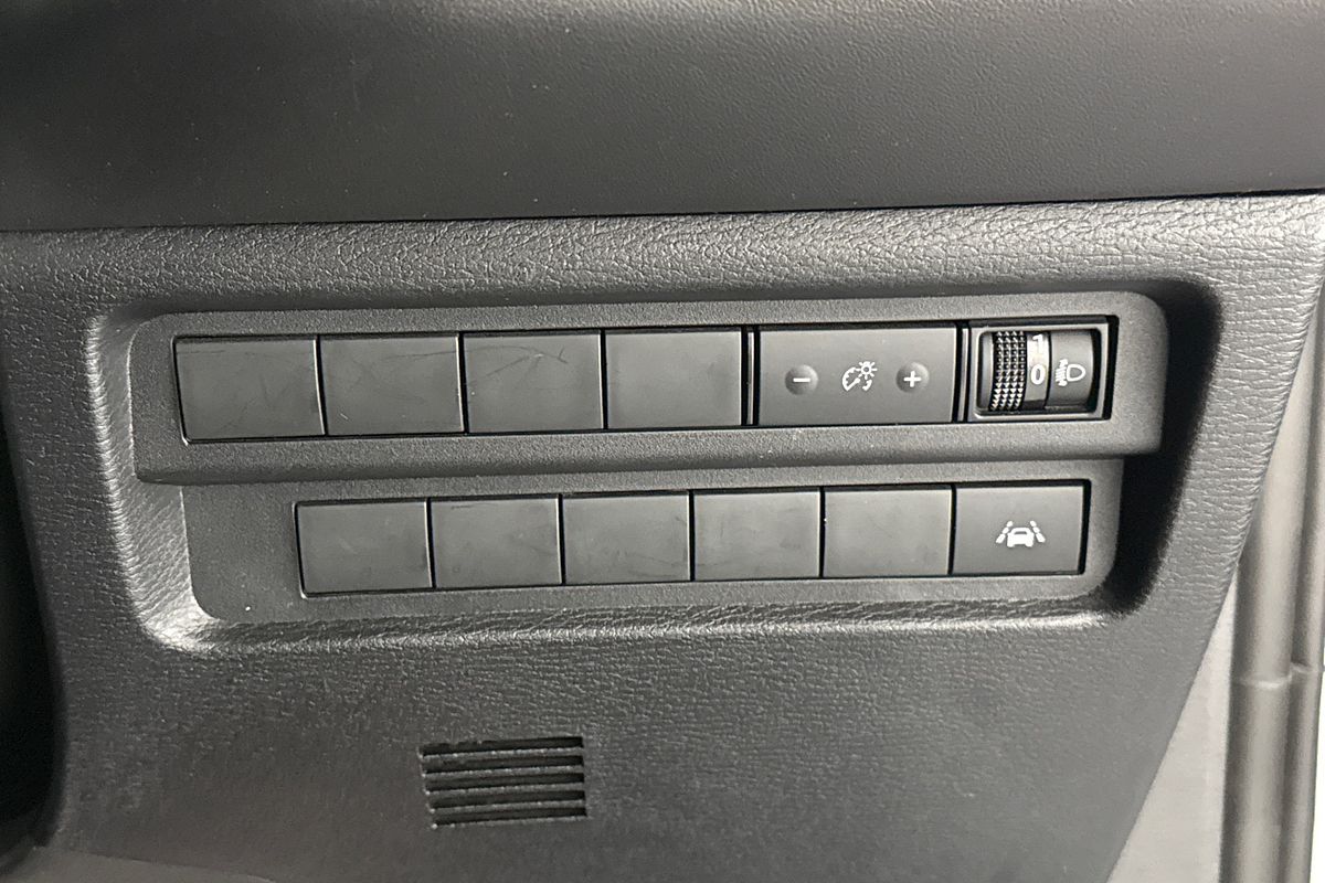 2024 Mitsubishi Outlander ES ZM