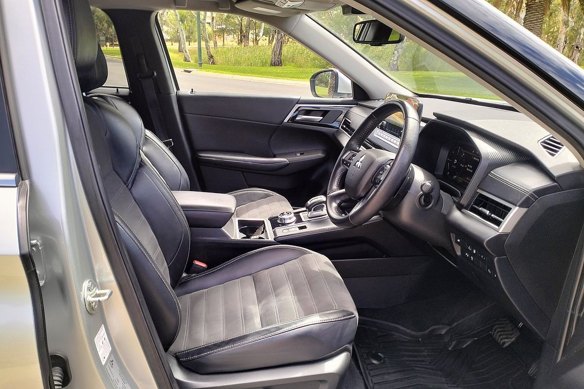2023 Mitsubishi Outlander PHEV Aspire ZM