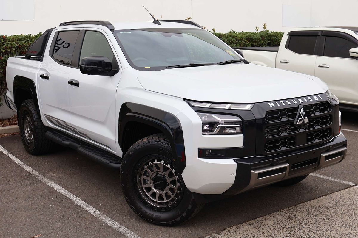 2026 Mitsubishi Triton GSR MV 4X4