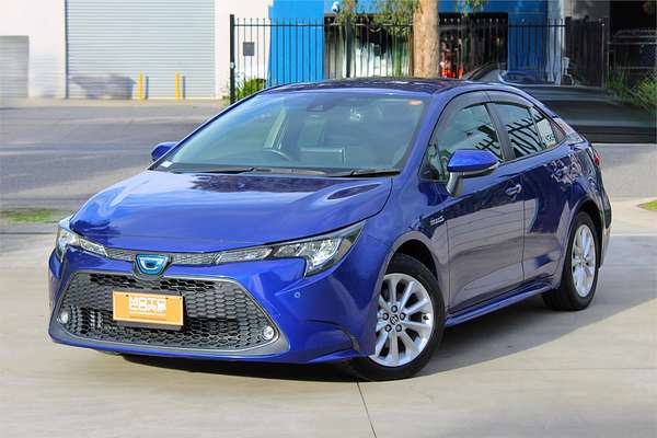 2020 Toyota Corolla Hybrid ZWE214
