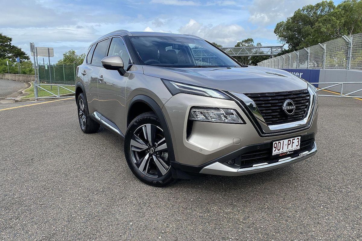 2025 Nissan X-TRAIL Ti T33