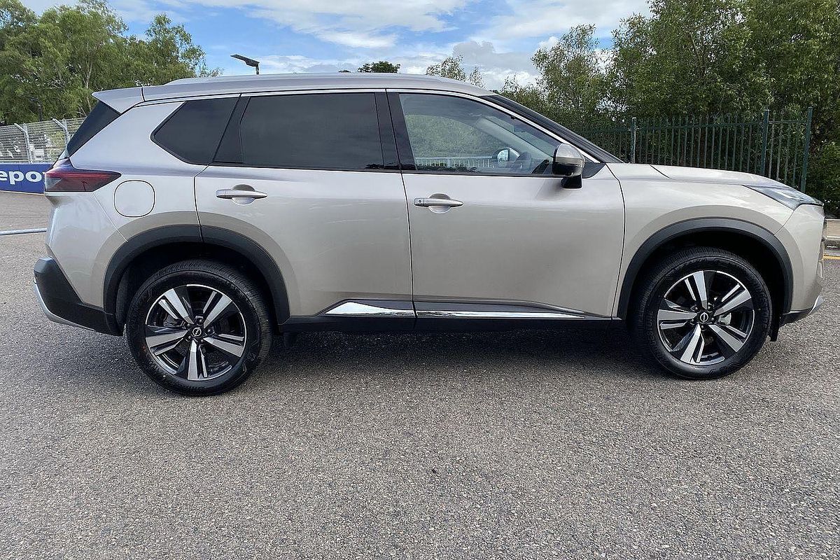 2025 Nissan X-TRAIL Ti T33