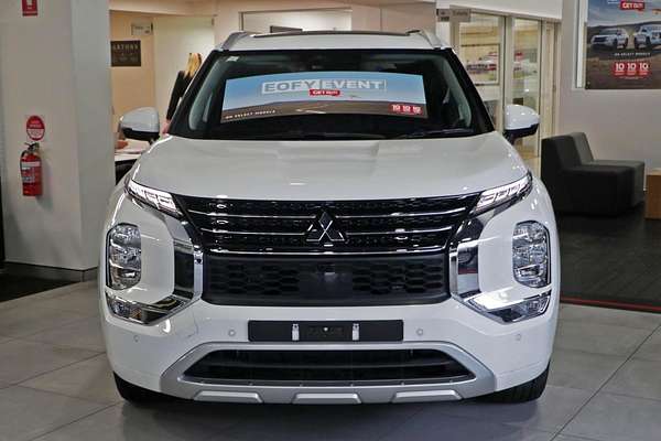 2024 Mitsubishi Outlander PHEV Exceed ZM