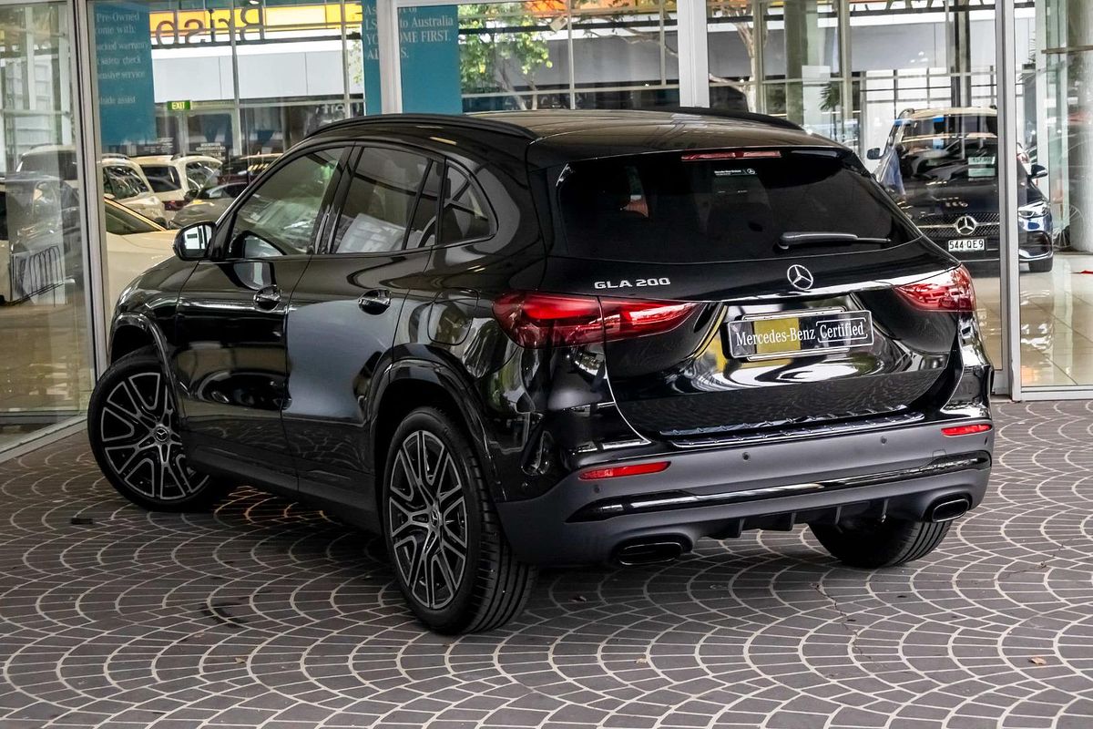 H247 806+056MY GLA200 Special Ed WAG DUAL 7sp