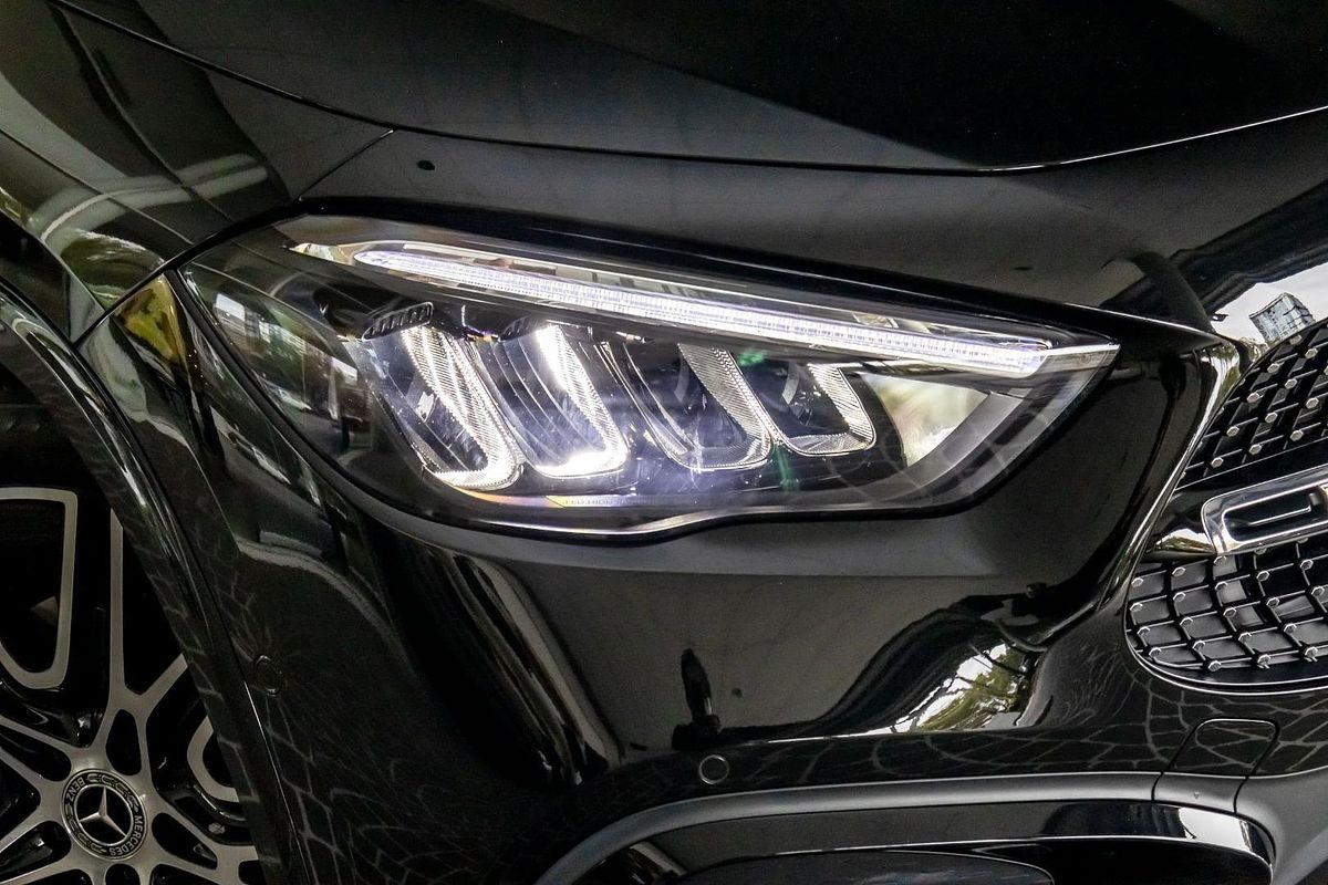 H247 806+056MY GLA200 Special Ed WAG DUAL 7sp