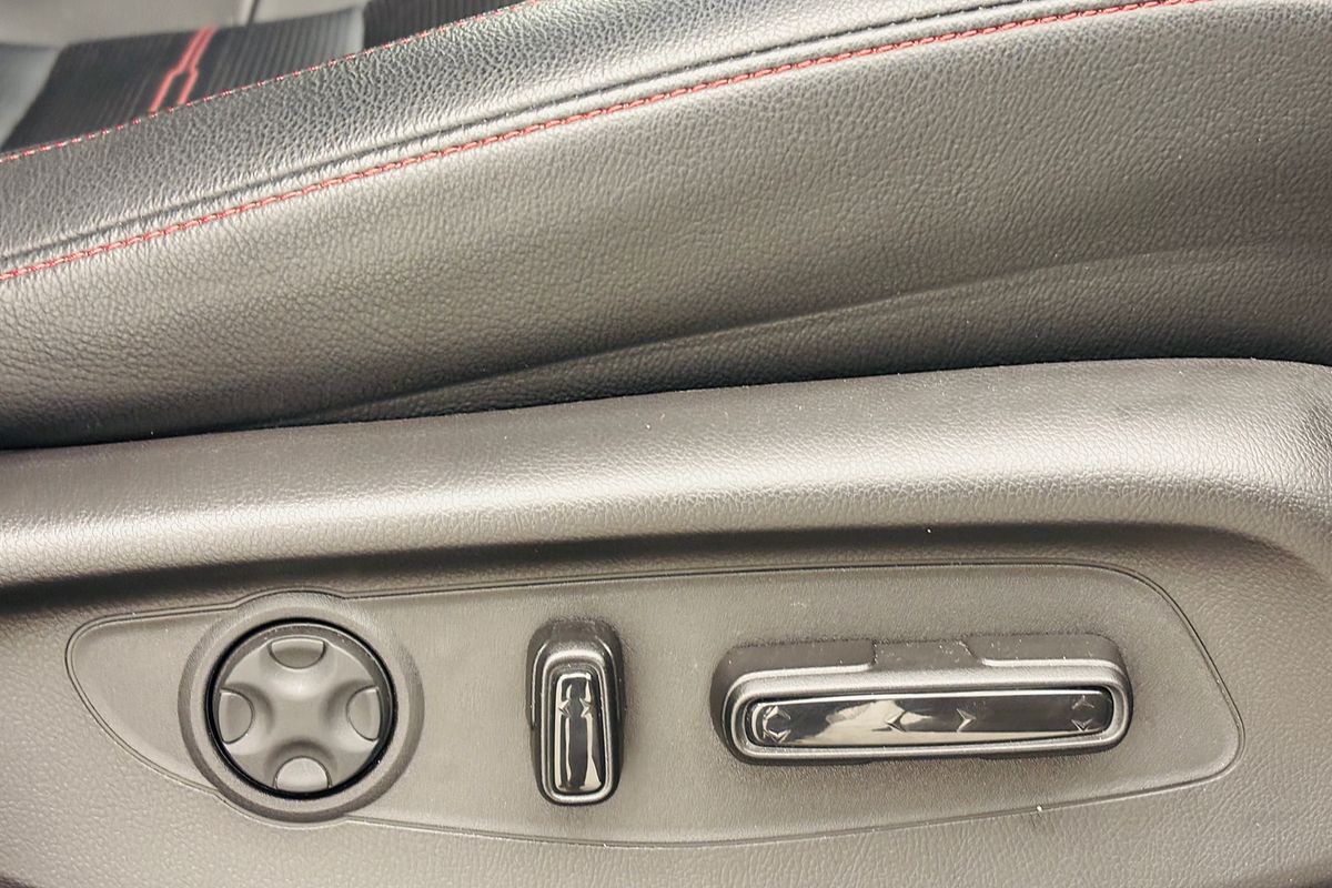 Honda CR-V. 5 Doors Auto HEVRS 24