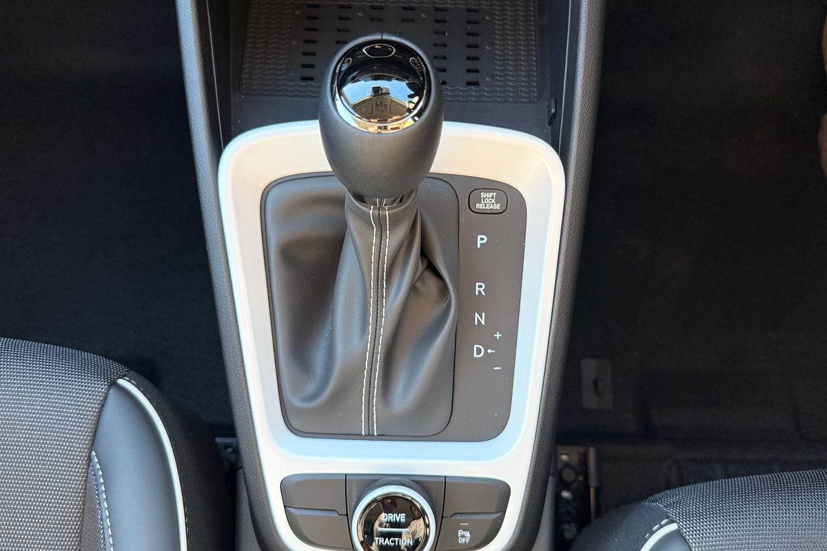 2026 Hyundai Venue Elite QX.V5