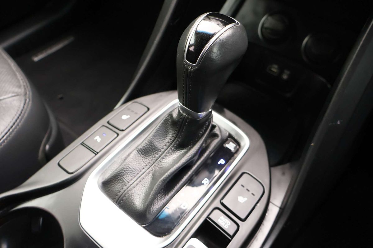 2017 Hyundai Santa Fe Elite DM3 Series II