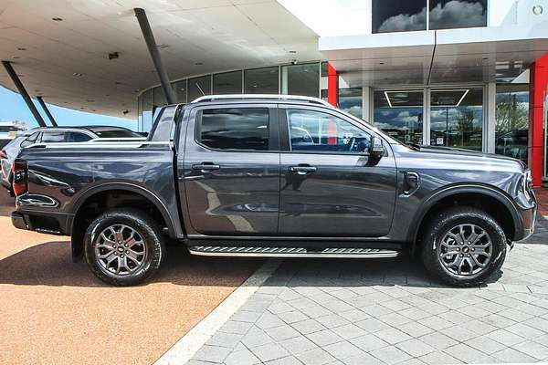 2022 Ford Ranger Wildtrak 4X4 3.0L thumb-4