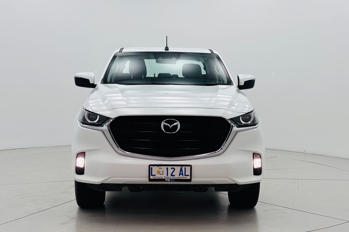 Mazda BT-50 E 6AUTO 3.0L DUAL CAB PICKUP XT 4X4