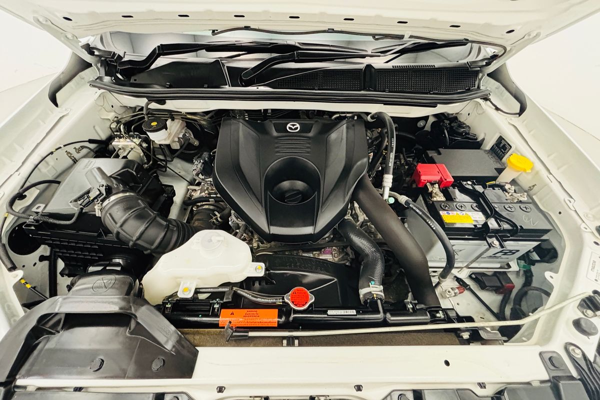 Mazda BT-50 E 6AUTO 3.0L DUAL CAB PICKUP XT 4X4