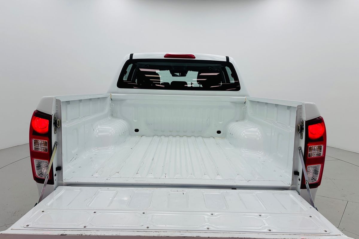 Mazda BT-50 E 6AUTO 3.0L DUAL CAB PICKUP XT 4X4