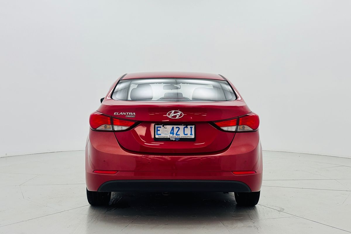 2014 HYUNDAI ELANTRA TROPHY 6 SP MANUAL 4D SEDAN 4CYL