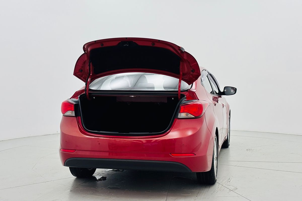 2014 HYUNDAI ELANTRA TROPHY 6 SP MANUAL 4D SEDAN 4CYL