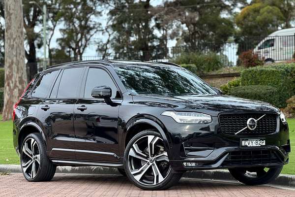 2023 Volvo XC90 Ultimate B6 Dark
