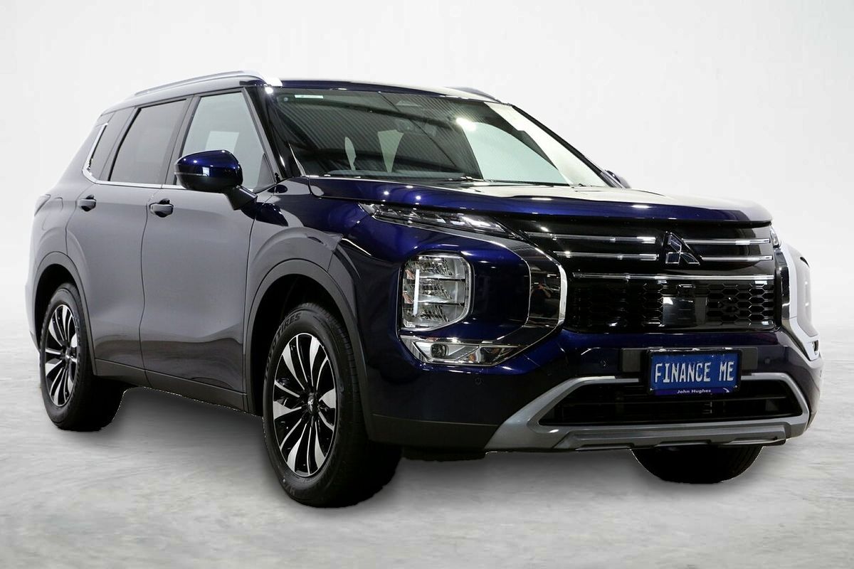 2025 Mitsubishi Outlander LS ZM